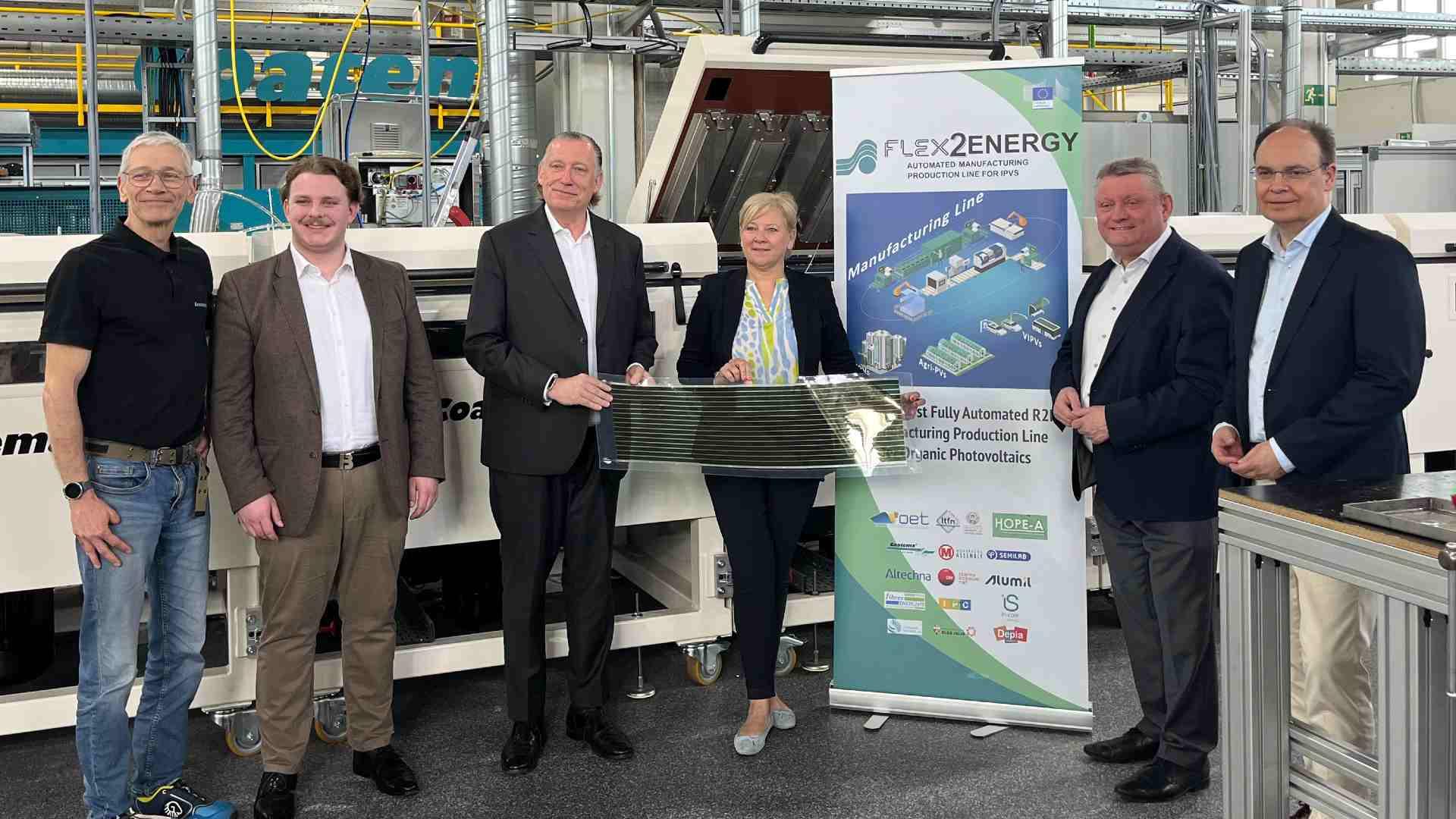 Dr Valentino Villari, Gabriel Booch, Thomas Kolbusch, Heike Troles, Hermann Gröhe, Bertram Hartmann (from left)