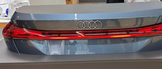 Audi OLED backlight