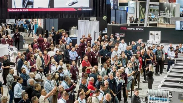Crowd at Labelexpo Americas 2024